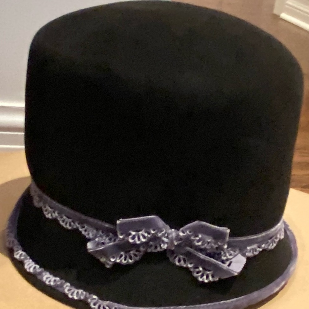 Charcoal grey Louise Green Felt hat